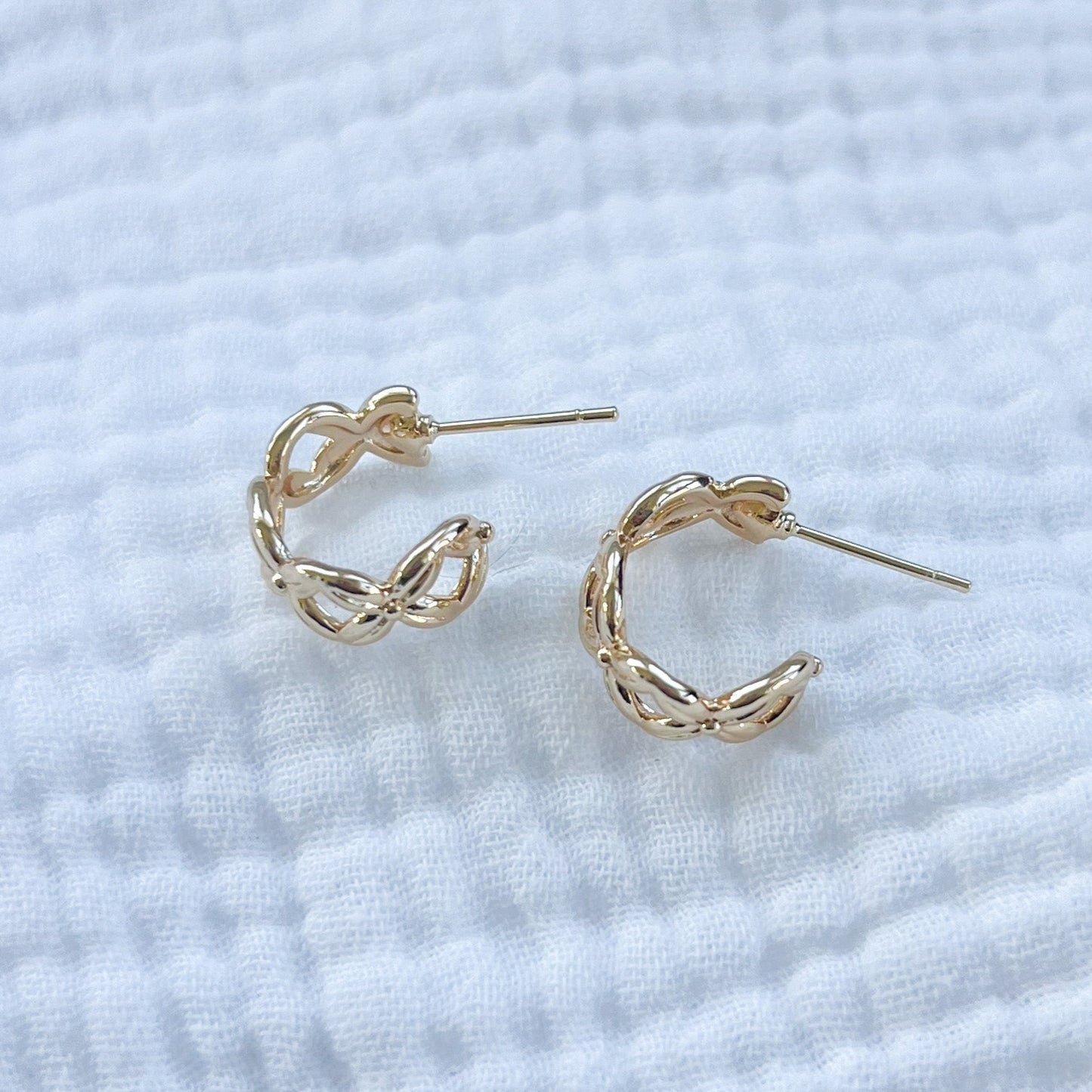 Cabo Criss Cross Golden Hoop Earrings