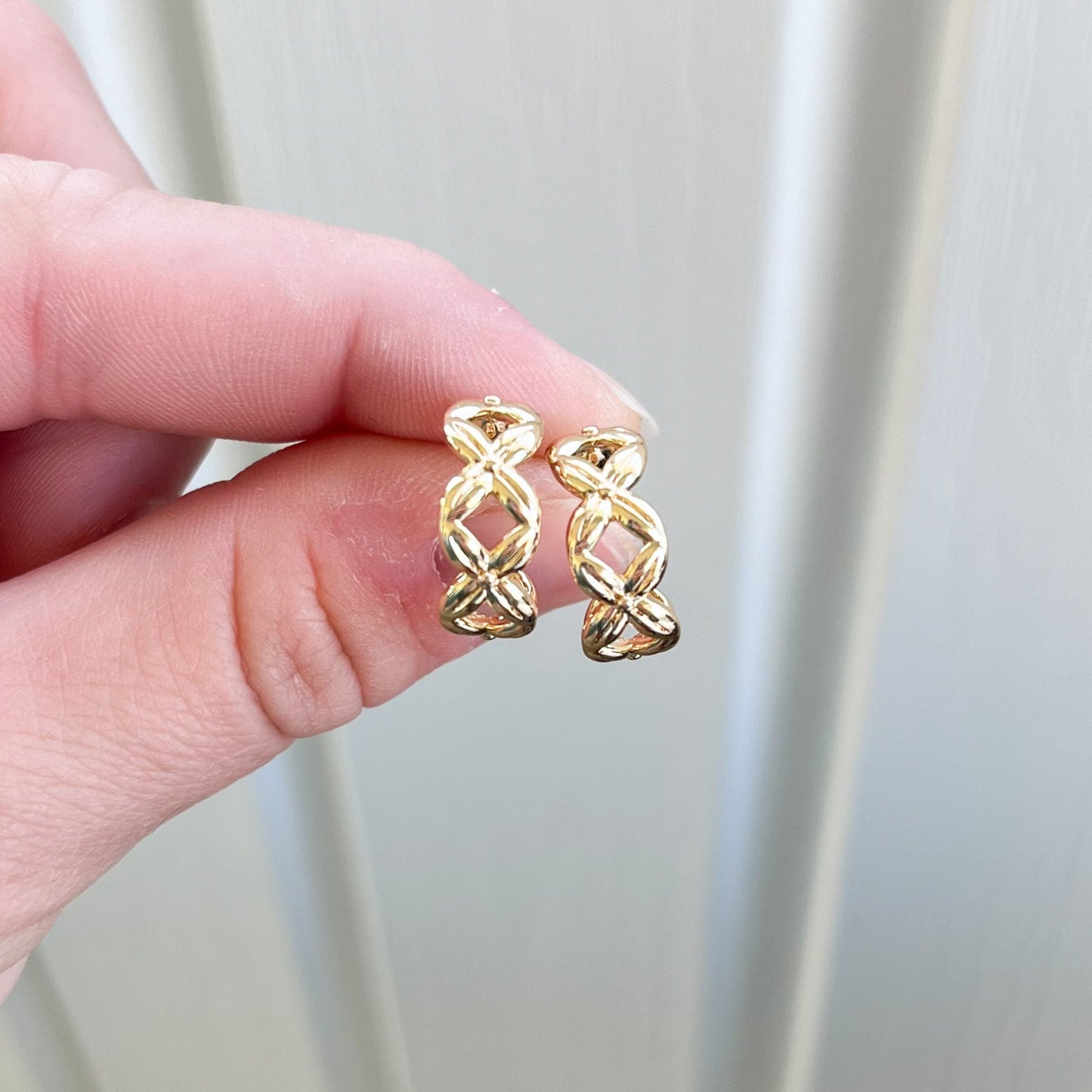 Cabo Criss Cross Golden Hoop Earrings