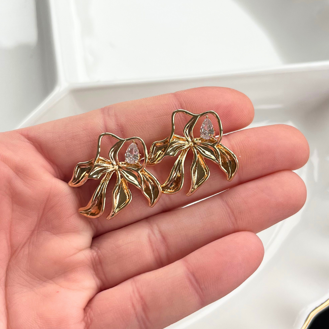 Radiant Amour Flower Stud Earrings