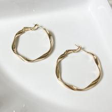 Load image into Gallery viewer, Wavy Gold Hoop Earrings
